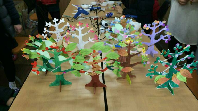 희망나무와 가랜드 작업